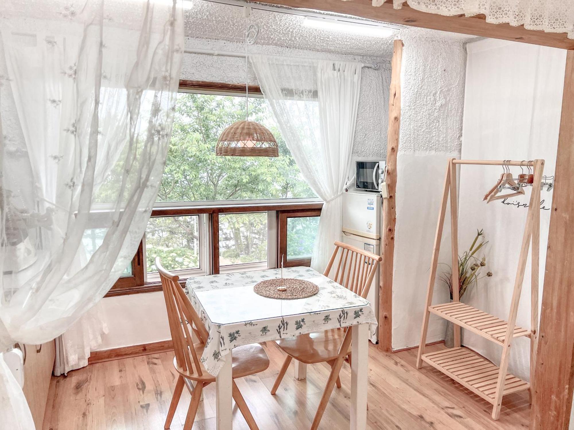 Country House Exclamation Mark & Comma Namhae Extérieur photo